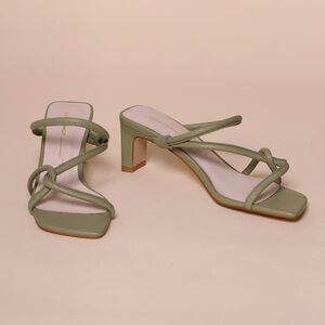 Intentionally Blank Willow in Sage Green